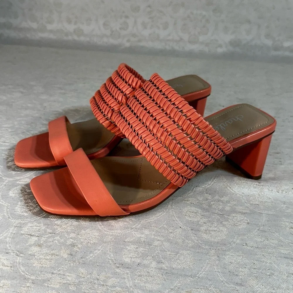 Charles David Coral Fantasy Woven Strap Sandals Coral size 6.5
